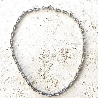 U chain necklace silver