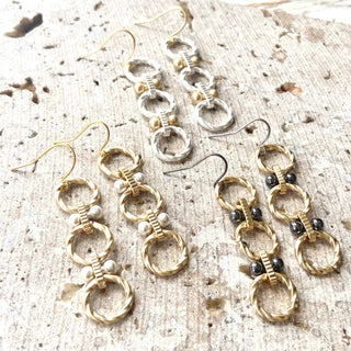 Circle Link Earrings Matte Gold & Silver