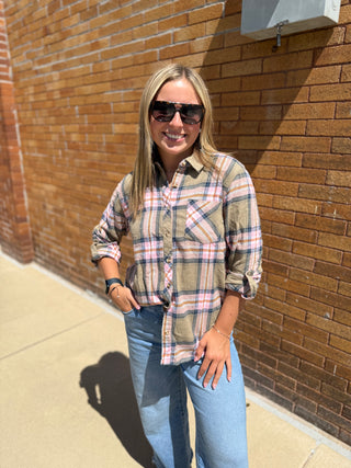 Emberly Shirt in Olive Plaid