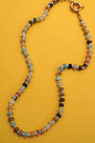 NATURAL STONE CHARM  SPRING CLASP BEADED NECKLACE