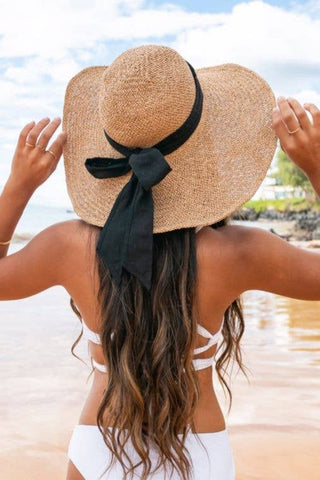 Packable Straw Beach Hat: Beige