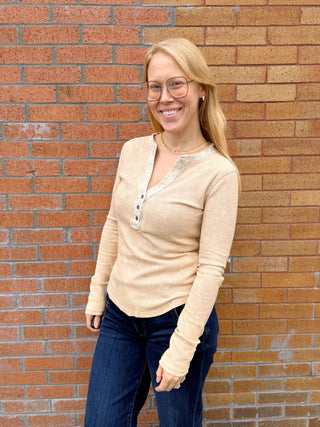 Washed Thermal Henley Top Sand