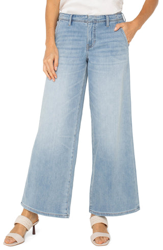 Weekender Denim 30" in Las Virgenes by Liverpool