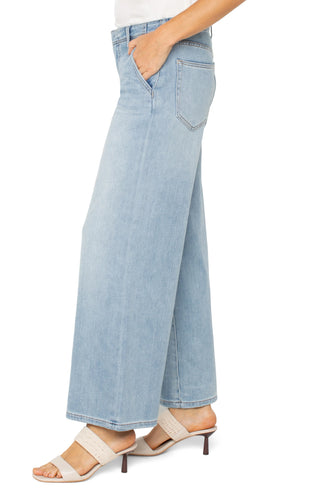 Weekender Denim 30" in Las Virgenes by Liverpool