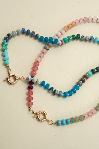 NATURAL STONE CHARM  SPRING CLASP BEADED NECKLACE